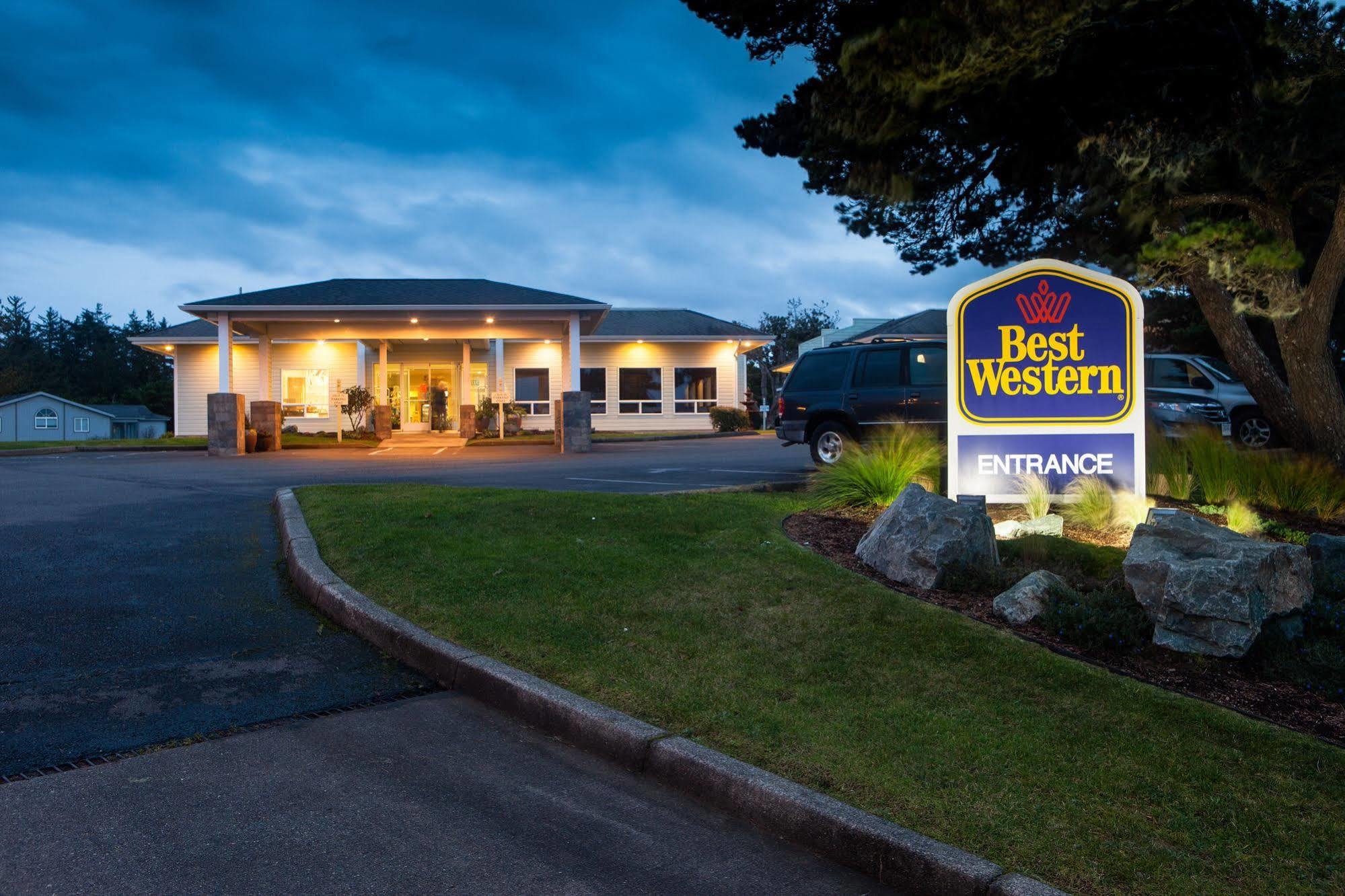 Best Western Inn At Face Rock Бандън Екстериор снимка