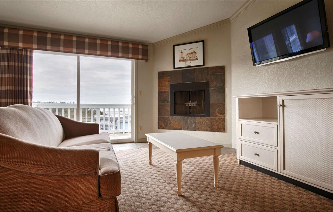 Best Western Inn At Face Rock Бандън Екстериор снимка